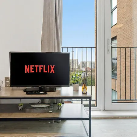 1Br City Apt Nr Arena,Attractions&Wifi-2